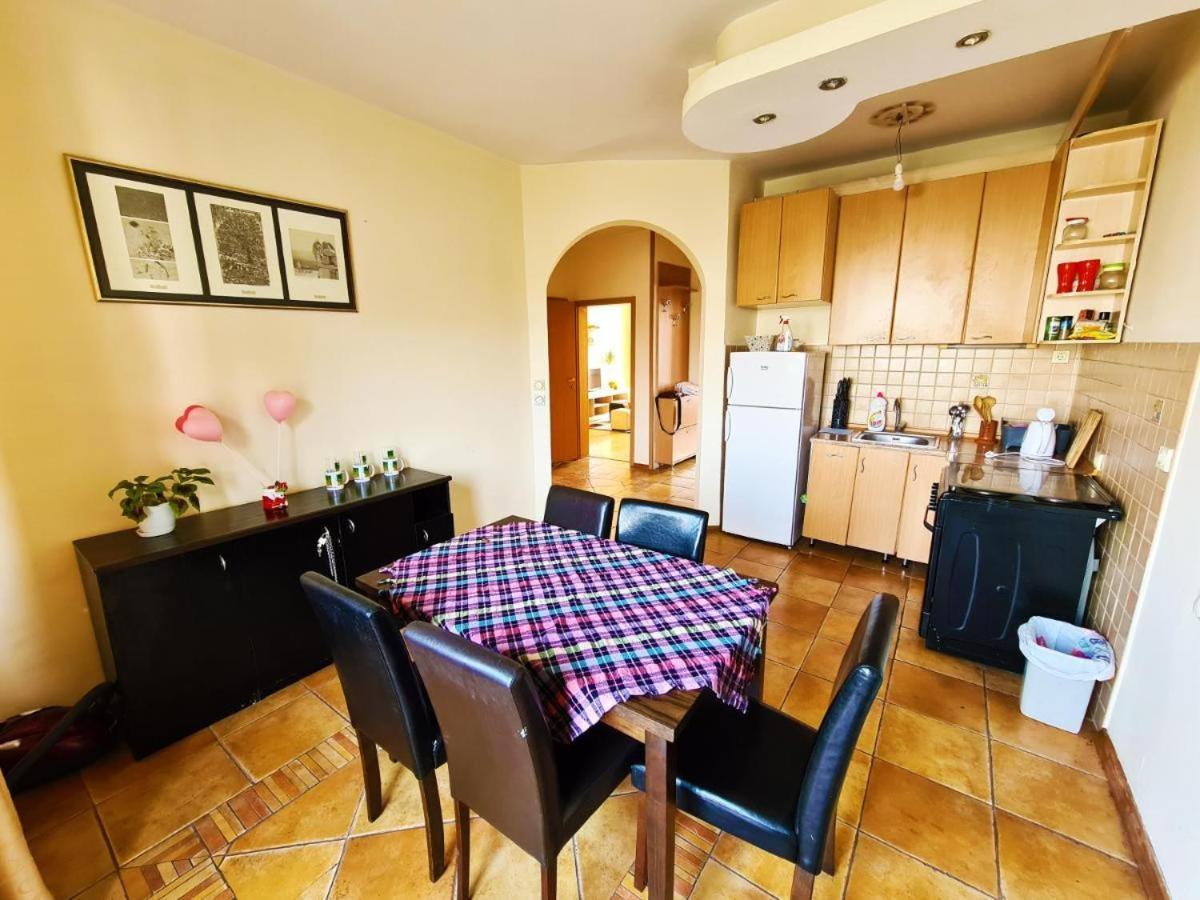 סקופיה Fantazy Apartment Main Square מראה חיצוני תמונה